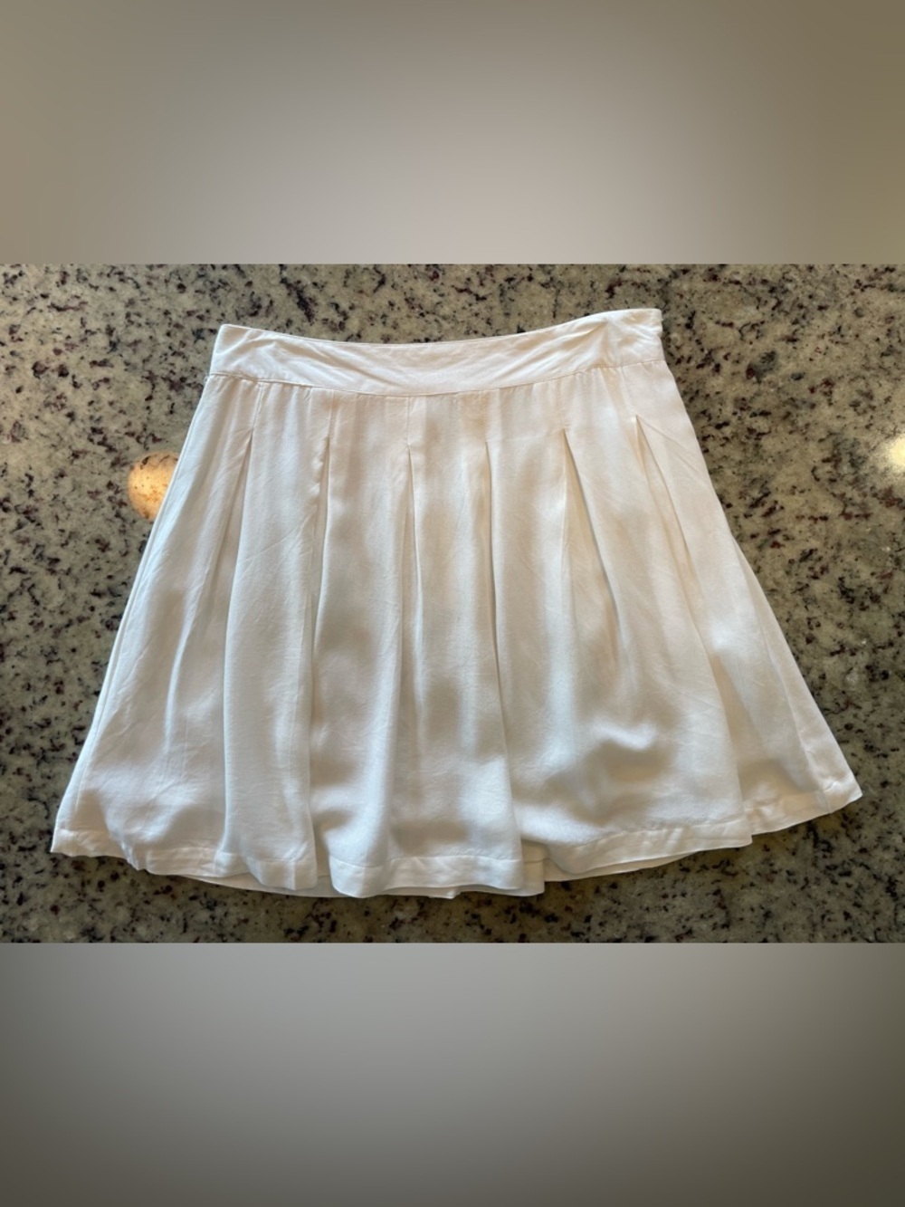 NWT Sim and Sam White Pleated Women's Skirt M